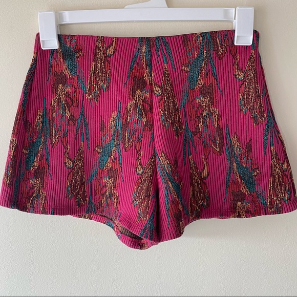 Zara Pants - Zara Pink Ribbed Elastic Waist Shorts